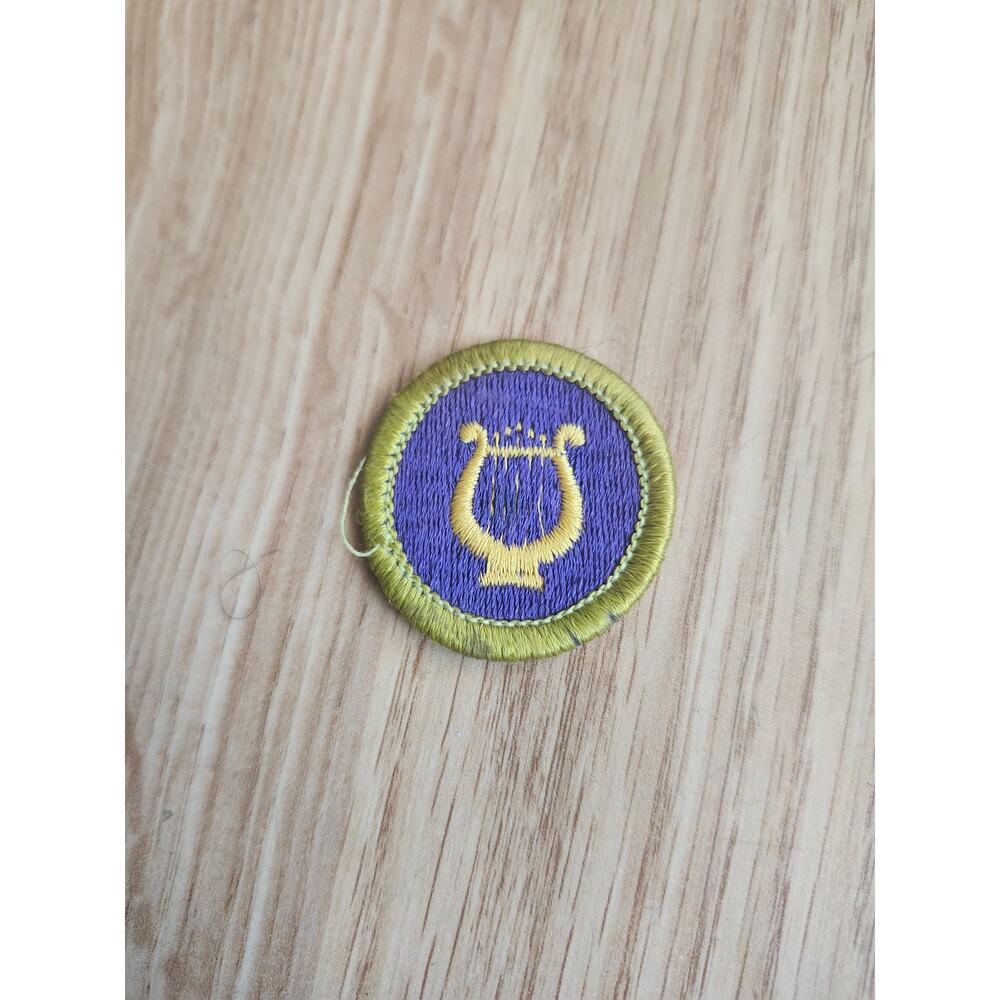 Vintage BSA Boy Scouts of America Music Merit Badge Patch Lyre Harp Purple